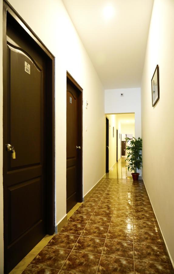 Puthens Clifton Inn Kottayam Exterior foto